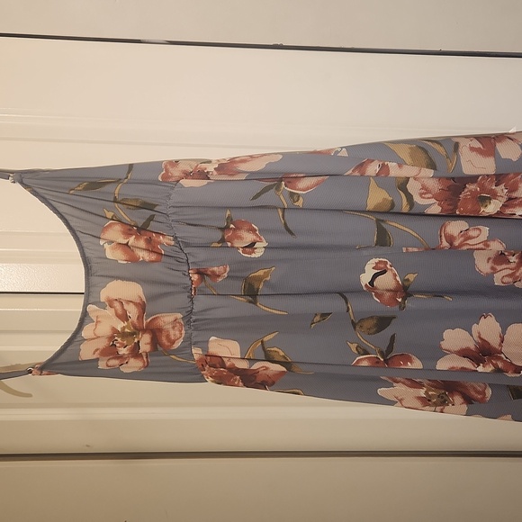 Floral Wrap Dress - Picture 3 of 3